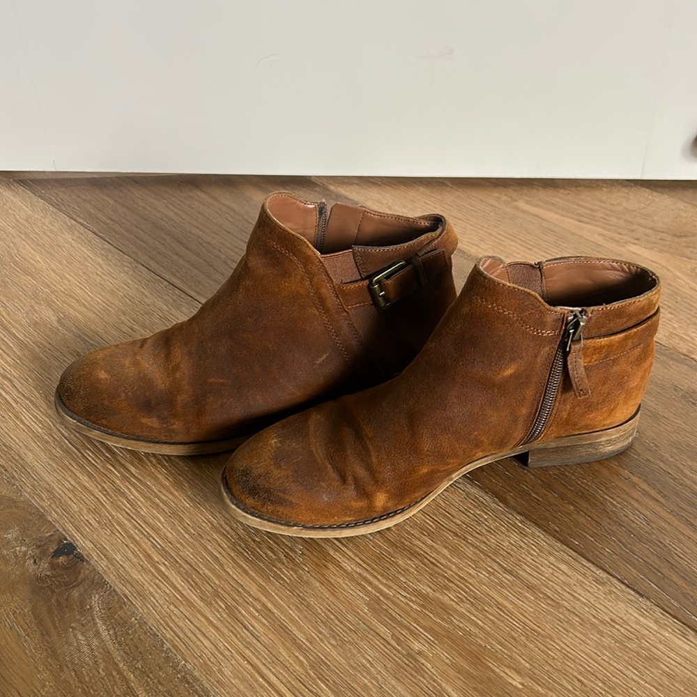 Franco Sarto Brown Suede Boots Women’s Size 7.5